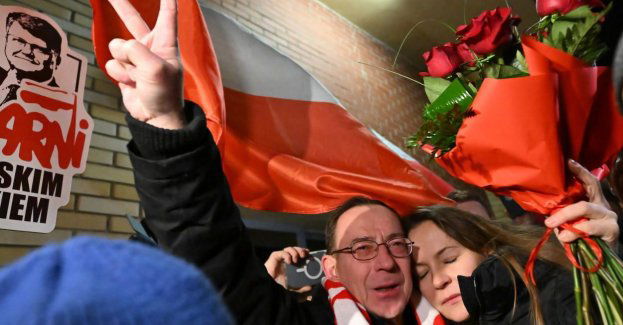 Mariusz Kamiński i Maciej Wąsik tuż po 21 opuścili zakłady karne