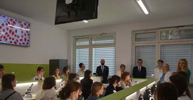 V LO z nowoczesnymi pracowniami
