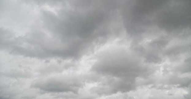 IMGW wydał ostrzeżenia drugiego stopnia przed burzami