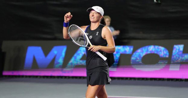 WTA Finals - Świątek pokonała Sabalenkę w półfinale