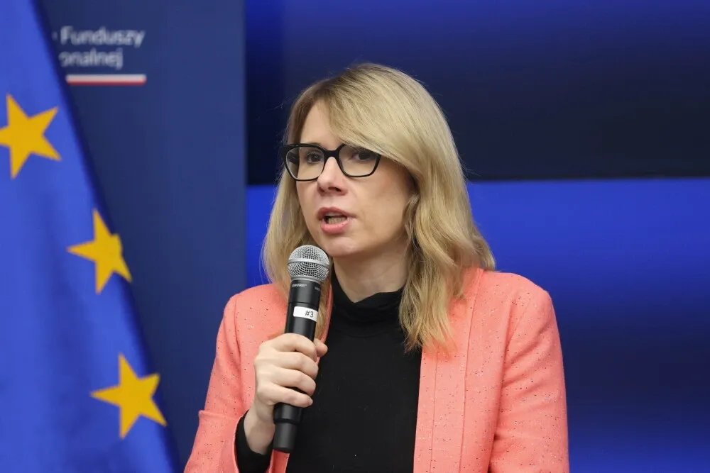 zdjęcie: Monika Sikora nową pełnomocniczką rządu do spraw osób niepełnosprawnych / Warszawa, 09.03.2026. Wiceszefowa MFiPR Monika Sikora na konferencji pt.