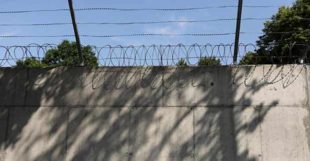 16-latek, który próbował podpalić synagogę, trafił do schroniska dla nieletnich