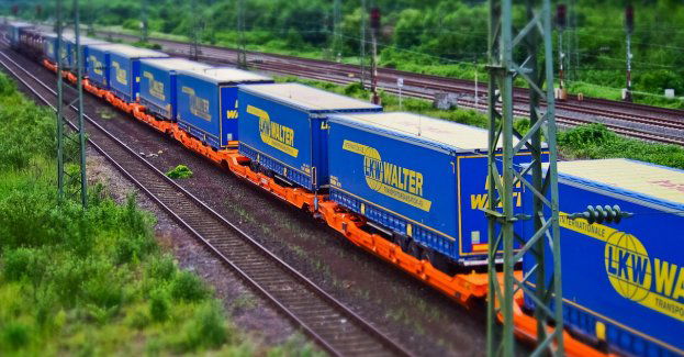 Wysypał kukurydzę z wagonu kolejowego; grozi mu 5 lat więzienia