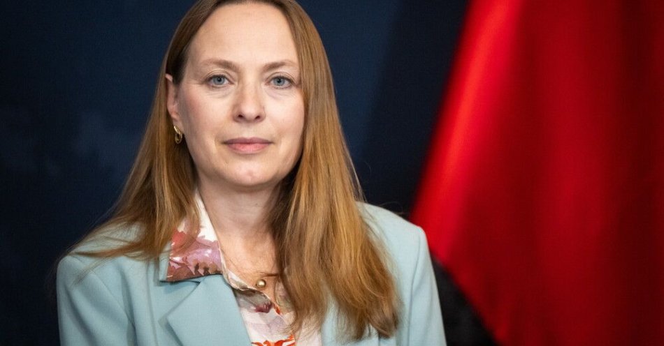 zdjęcie: Pełczyńska-Nałęcz: usiedliśmy przy stole i ustaliliśmy, że każda z partii koalicji będzie miała wicepremiera / Bydgoszcz, 10.10.2025. Minister funduszy i polityki regionalnej Katarzyna Pełczyńska-Nałęcz na konferencji prasowej