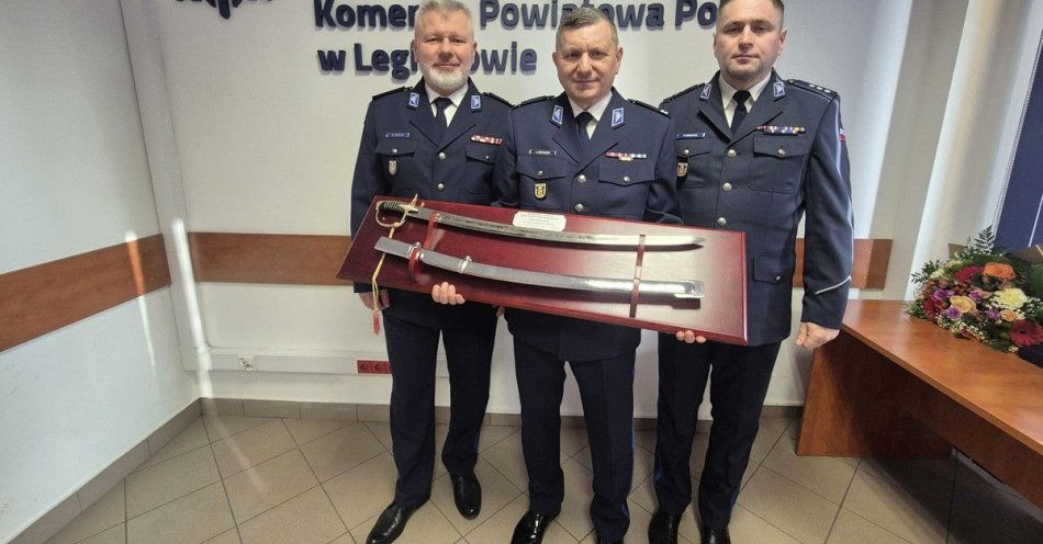 zdjęcie: Zmiany w kierownictwie policji w Legionowie / fot. KPP w Legionowie Uroczysta zbiórka w Komendzie Powiatowej Policji w Legionowie