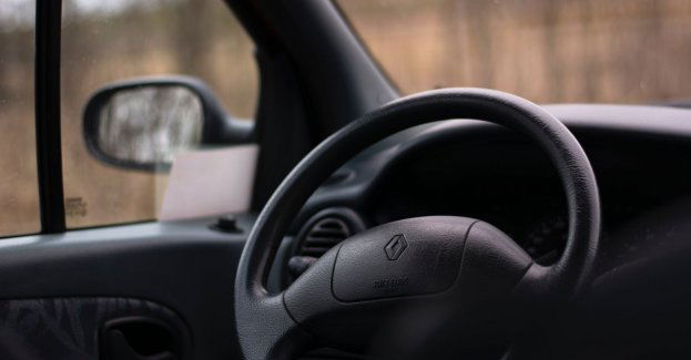 Pijana kobieta wioząc autem swoją 5-miesięczną córkę doprowadziła do zderzenia z ciężarówką