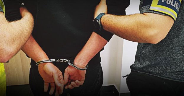 Zakółcił ciszę nocną i znieważył funkcjonariuszy