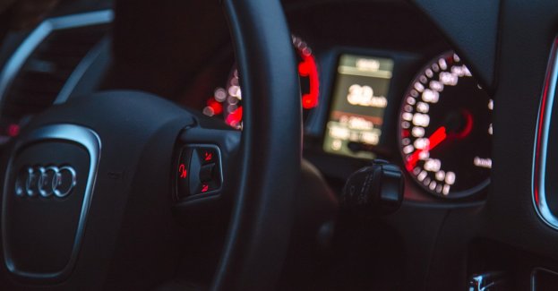 Areszt dla 28-latka, który uciekał przed policjantami kradzionym audi