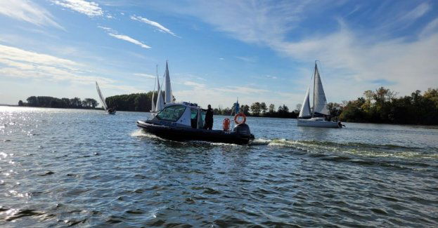 Służby zabezpieczały regaty