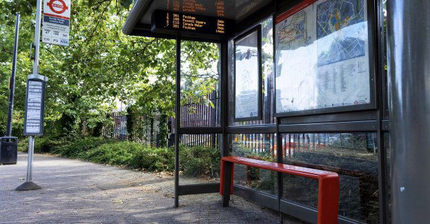 Zmarł mężczyzna podpalony przez 33-latka na przystanku autobusowym