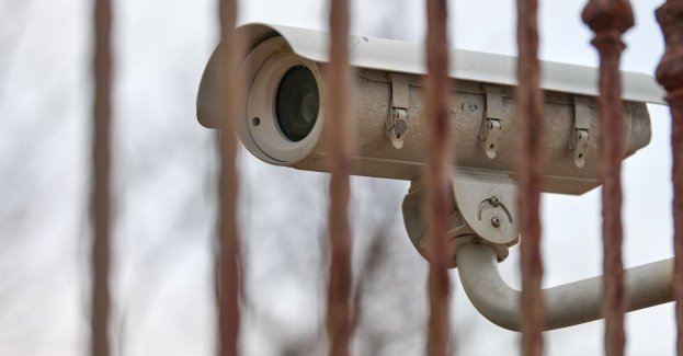 Odpowie za kradzież akumulatorów i grzejnika