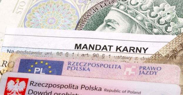 14 tys. zł mandatu i 222 pkt. karne za ucieczkę przed policją na motorze