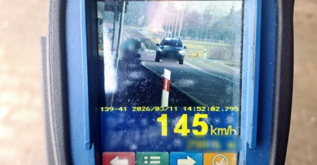 Pędził Dacią 145 km/h i stracił prawo jazdy na trzy miesiące