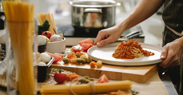 Podczas wspólnego gotowania doszło do kłótni. Obywatel Indii zaatakował współlokatora nożem