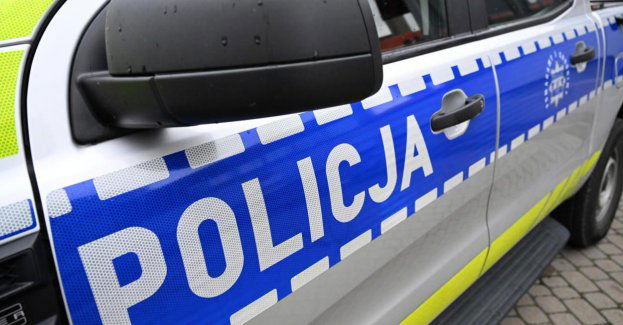 Zwłoki kobiety i dwóch córek w mieszkaniu w Puszczykowie; zatrzymano męża kobiety