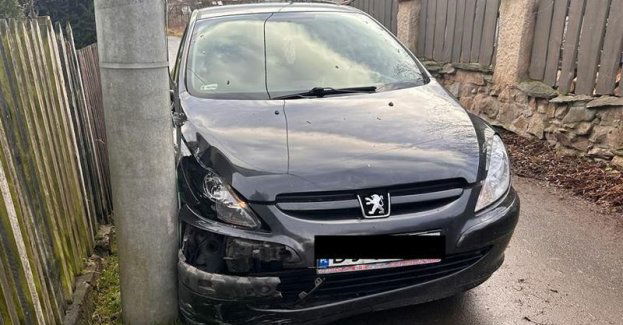 Uderzył w słup energetyczny. Okazało się, że miał 1,4 promila