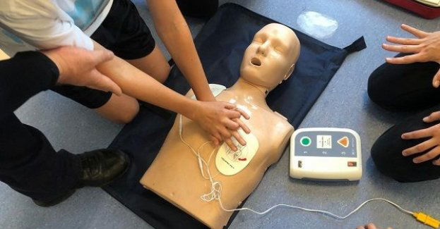 Dzielnicowy o tym, jak ważne jest udzielenie pierwszej pomocy