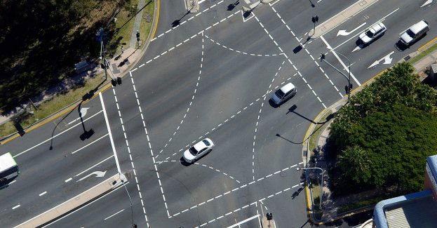 Rolnicy zablokowali autostradę A1 i A2 w okolicach Łodzi