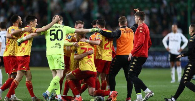 Ekstraklasa piłkarska - Lech nie odpuszcza Rakowowi, "Jaga" lepsza w hicie
