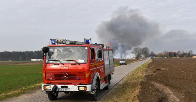 W weekend doszło do ponad 700 pożarów; prawie 300 z nich to pożary traw