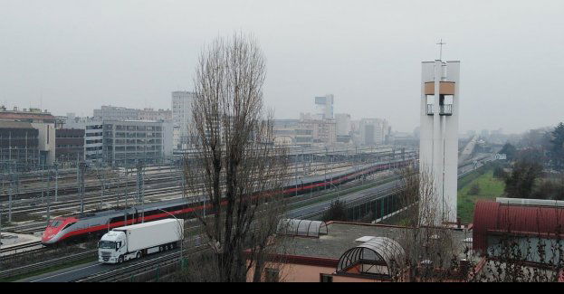 Zderzenie ciężarówki z pociągiem w powiecie chodzieskim