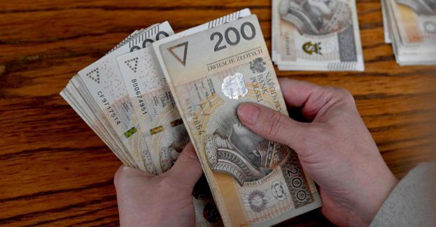 Wzrost wynagrodzeń w 2024 r. może podnieść zdolność kredytową Polaków o kilka do kilkunastu proc.