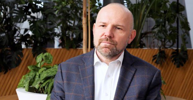 Polacy odbudowują swoje oszczędności. Coraz częściej odkładają nie na czarną, ale na białą godzinę