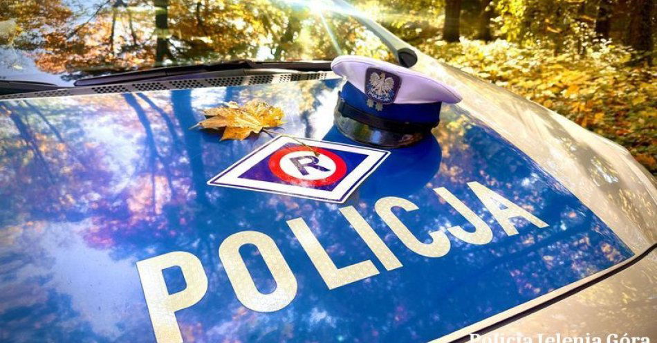 zdjęcie: Zima nadchodzi Kierowcy i piesi muszą być przygotowani / fot. KMP w Jeleniej Górze