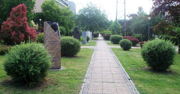 Odsłonięcie kolejnych popiersi w Galerii Artystycznej. Upamiętnieni zostaną Kazimierz Kutz i Józef Świder