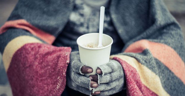 Ponad 21 tys. porcji zupy wydała potrzebującym załoga autobusu SOS