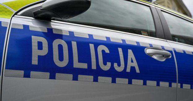 Policjanci zatrzymali 10 cudzoziemców oraz 2 przewożących ich kurierów