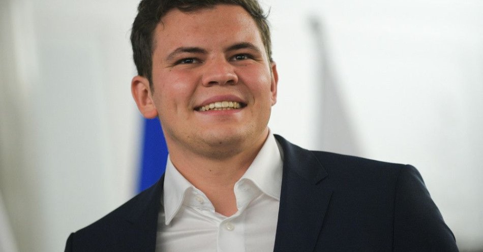 zdjęcie: Polska 2050 składa nową, ulepszoną ustawę o kryptowalutach / Warszawa, 26.10.2023. Poseł Trzeciej Drogi Adam Gomoła podczas uroczystości wręczenia nowym posłom Sejmu X kadencji zaświadczeń o wyborze, 26 bm. w Sejmie w Warszawie. (mr) PAP/Marcin Obara