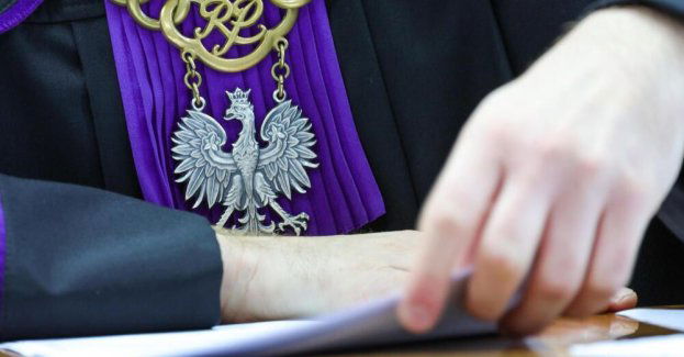 Onet: Sędzia zamieszany w tzw. aferę hejterską spowodował kolizję, był nietrzeźwy