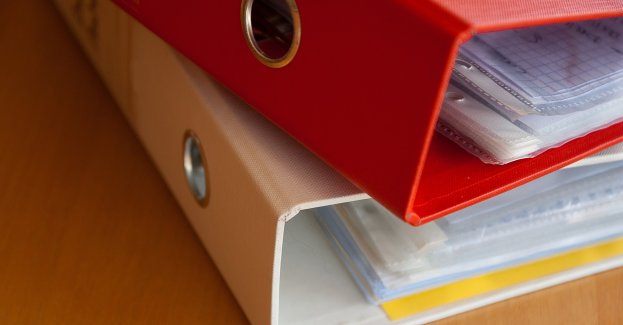 Kolejnych pięć osób zatrzymanych ws. wprowadzania do obrotu nierzetelnych faktur VAT