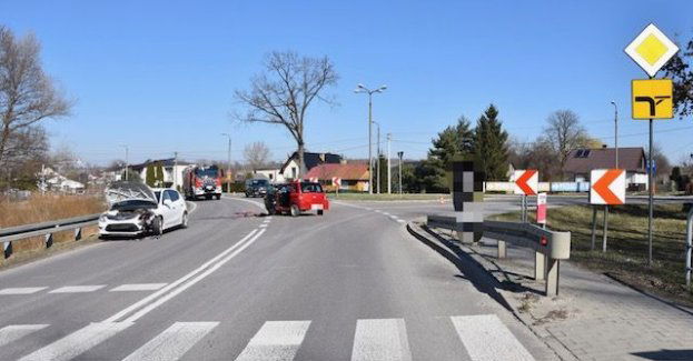 Wypadek osobówki i microcara