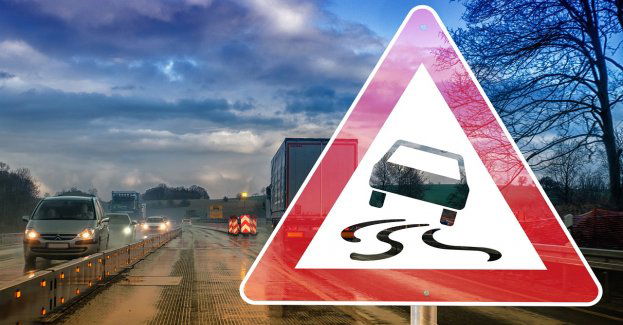 Jedna osoba zginęła w wypadku na dk22; ruch wahadłowy