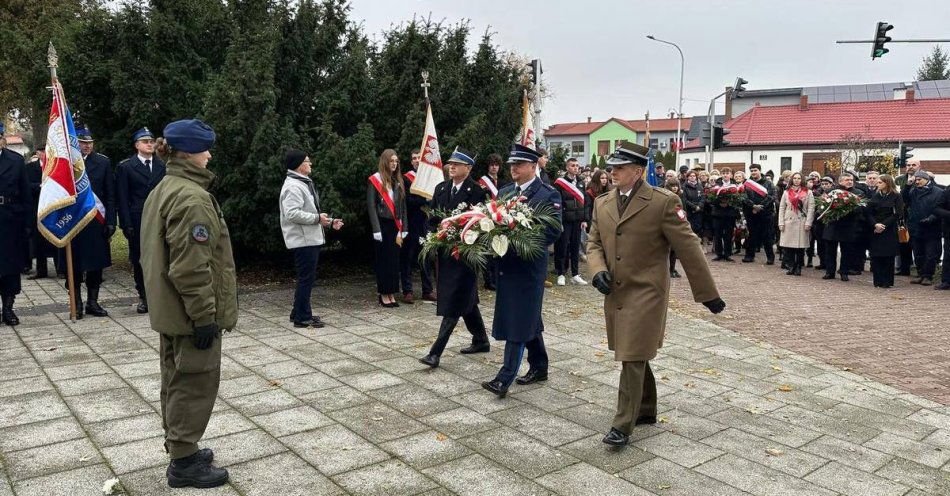 zdjęcie: Powiatowe obchody Święta Niepodległości w Rykach z udziałem policji / fot. KPP Ryki