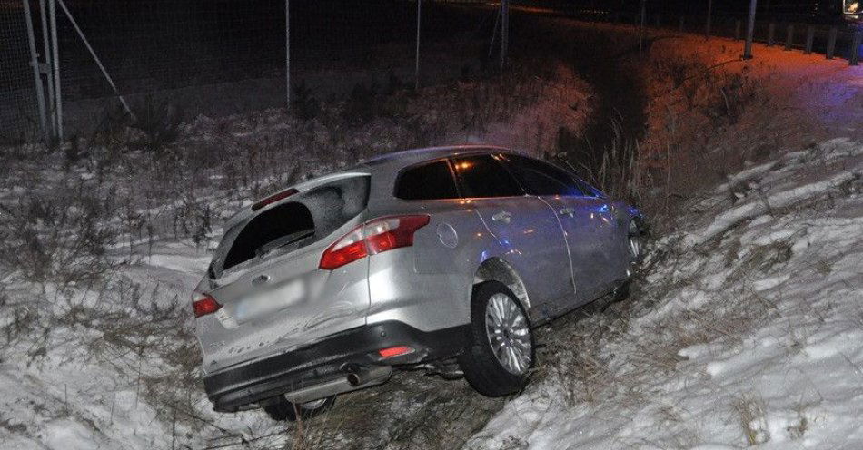 zdjęcie: Świadek ujął nietrzeźwego kierowcę po kolizji na S8 / fot. KPP w Wyszkowie