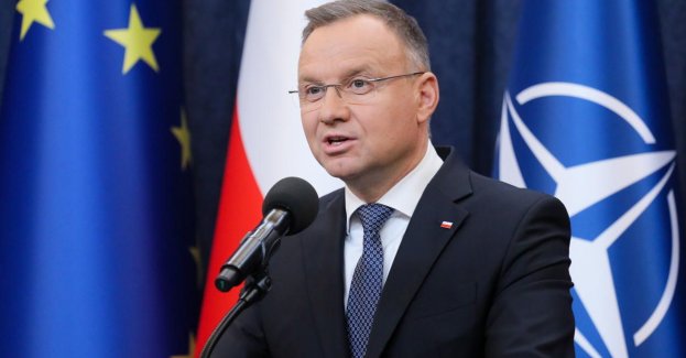 Dwóch poważnych kandydatów na premiera: M. Morawiecki i D. Tusk; pierwsze posiedzenie Sejmu - 13 listopada