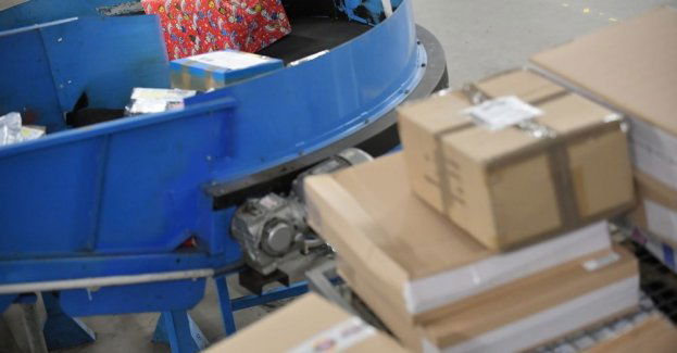 Ponad połowa Polaków czuje winę z powodu ilości plastiku w zakupach online odzieży