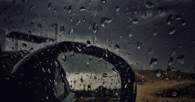 Niedziela z burzami i deszczem