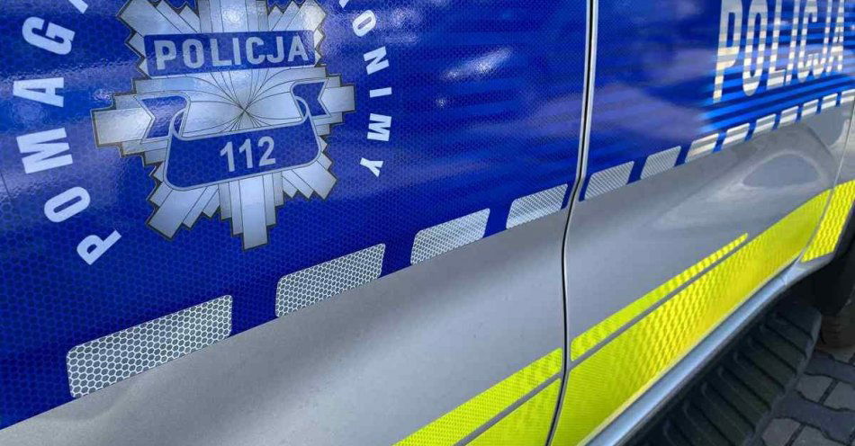 zdjęcie: Dzielnicowi ze Stawisk zatrzymali poszukiwanego 42 latka / fot. KPP Kolno