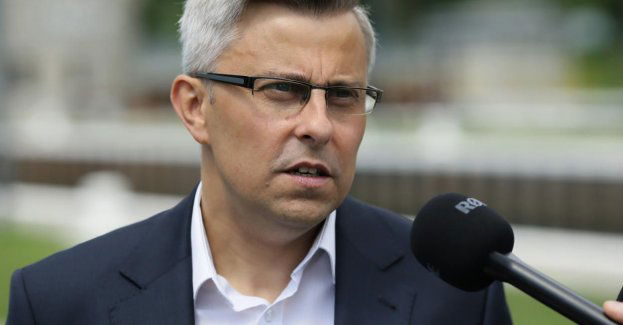 Stawiamy zaporę i wyławiamy śnięte ryby spływające Odrą z Czech