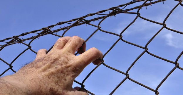 46-latek podejrzany o stalking i wymuszenie rozbójnicze trafił do aresztu