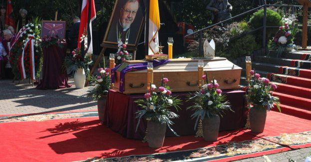 W Drohiczynie odbyły się uroczystości pogrzebowe biskupa seniora Antoniego Dydycza