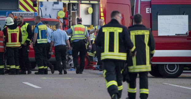 W wypadku polskiego autobusu ranne są 52 osoby, 10 ciężko