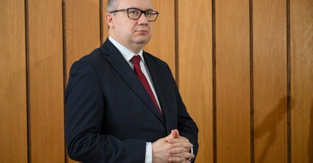 W piątek zawiadomienia do ok. 30 osób podsłuchiwanych Pegasusem
