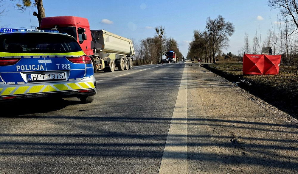 zdjęcie: Tragiczny wypadek na DK65 w Golubkach. Nie żyje motocyklista / fot. KPP w Olecku