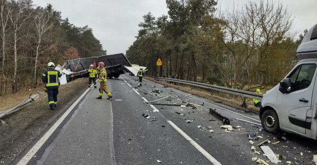 Policjanci wyjaśniają okoliczności śmiertelnego wypadku