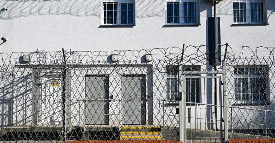 zdjęcie: Dyrektor aresztu w Lublinie odwołana po próbie ucieczki dwóch osadzonych / Lublin, 22.10.2024. Areszt śledczy w Lublinie, w którym odbyła się inauguracja roku akademickiego 2024/2025 w Centrum Studiów Katolickiego Uniwersytetu Lubelskiego, 22 bm. (amb) PAP/Wojtek Jargiło